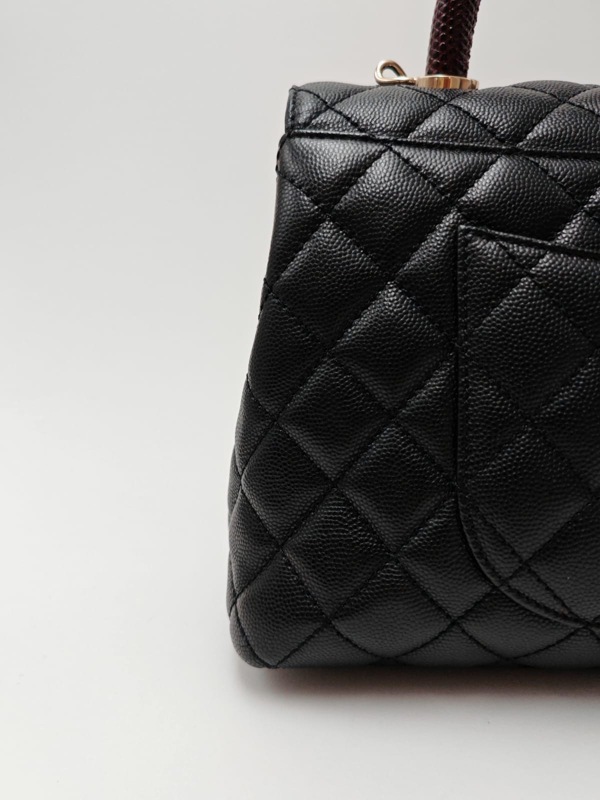 CHANEL Coco Handle Quilted Caviar Flap Bag with Burgundy Top Handle – Black / Gold Hardware