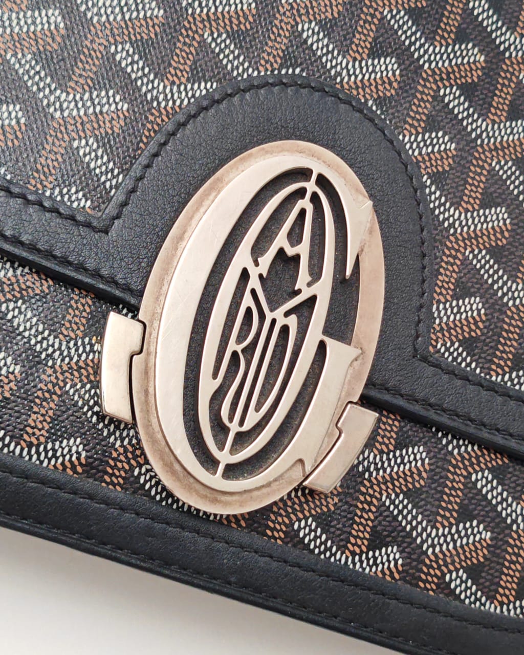 Goyard Saigon PM – Vintage Structured Handbag