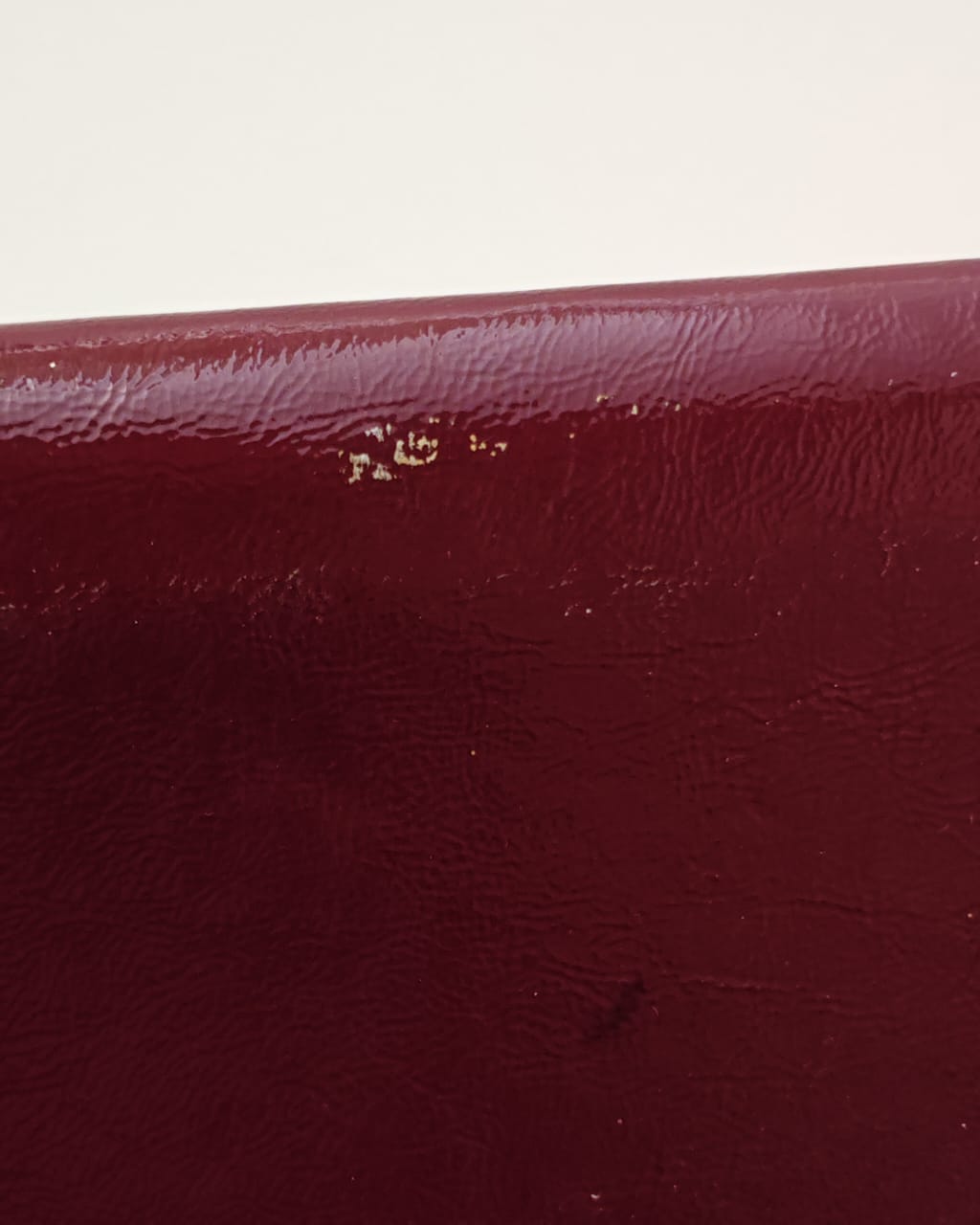 Yves Saint Laurent Classic Y Ligne Clutch – Burgundy Patent Leather