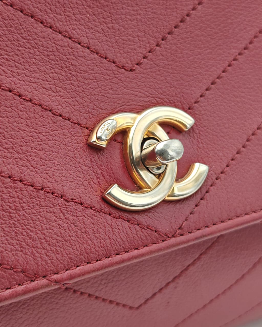 Chanel Top Handle Bag – Burgundy Chevron with Python Handle