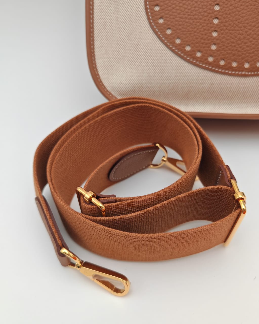 Hermès Evelyne III PM Bag – Toile H & Barenia Leather