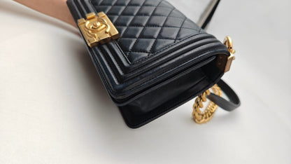 Chanel Boy Bag Quilted Calfskin Leather with Gold-Tone Hardware – Black (Used)
