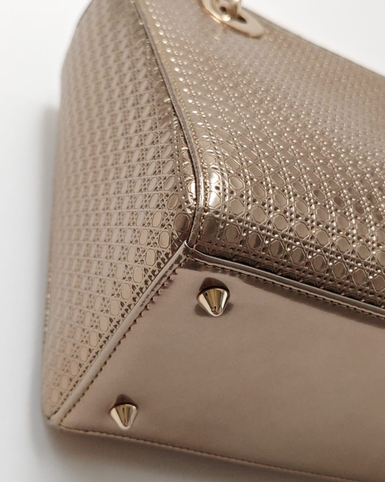 Christian Dior Lady Dior Medium Tote in Metallic Rose Gold Microcannage Patent Leather