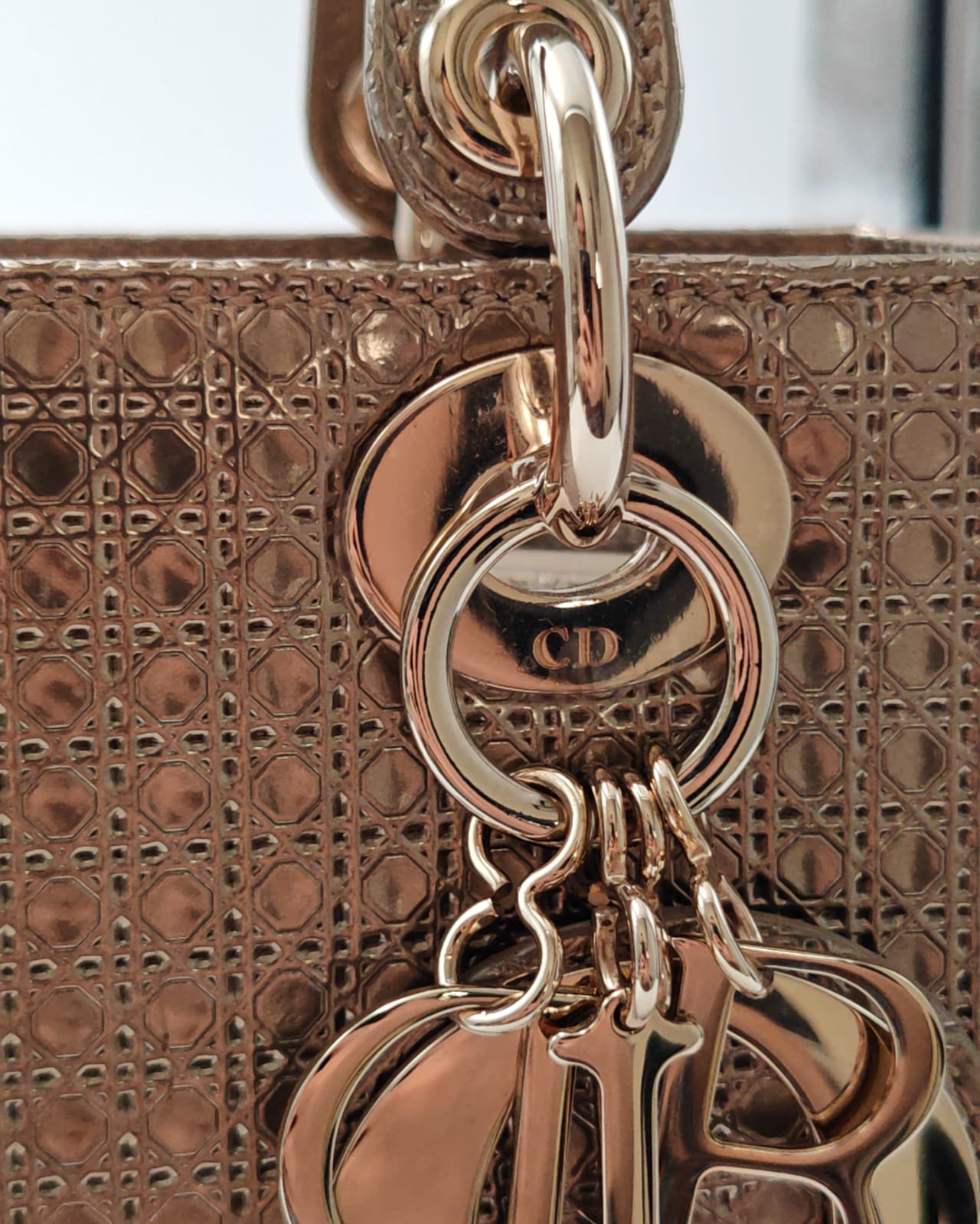 Christian Dior Lady Dior Medium Tote in Metallic Rose Gold Microcannage Patent Leather