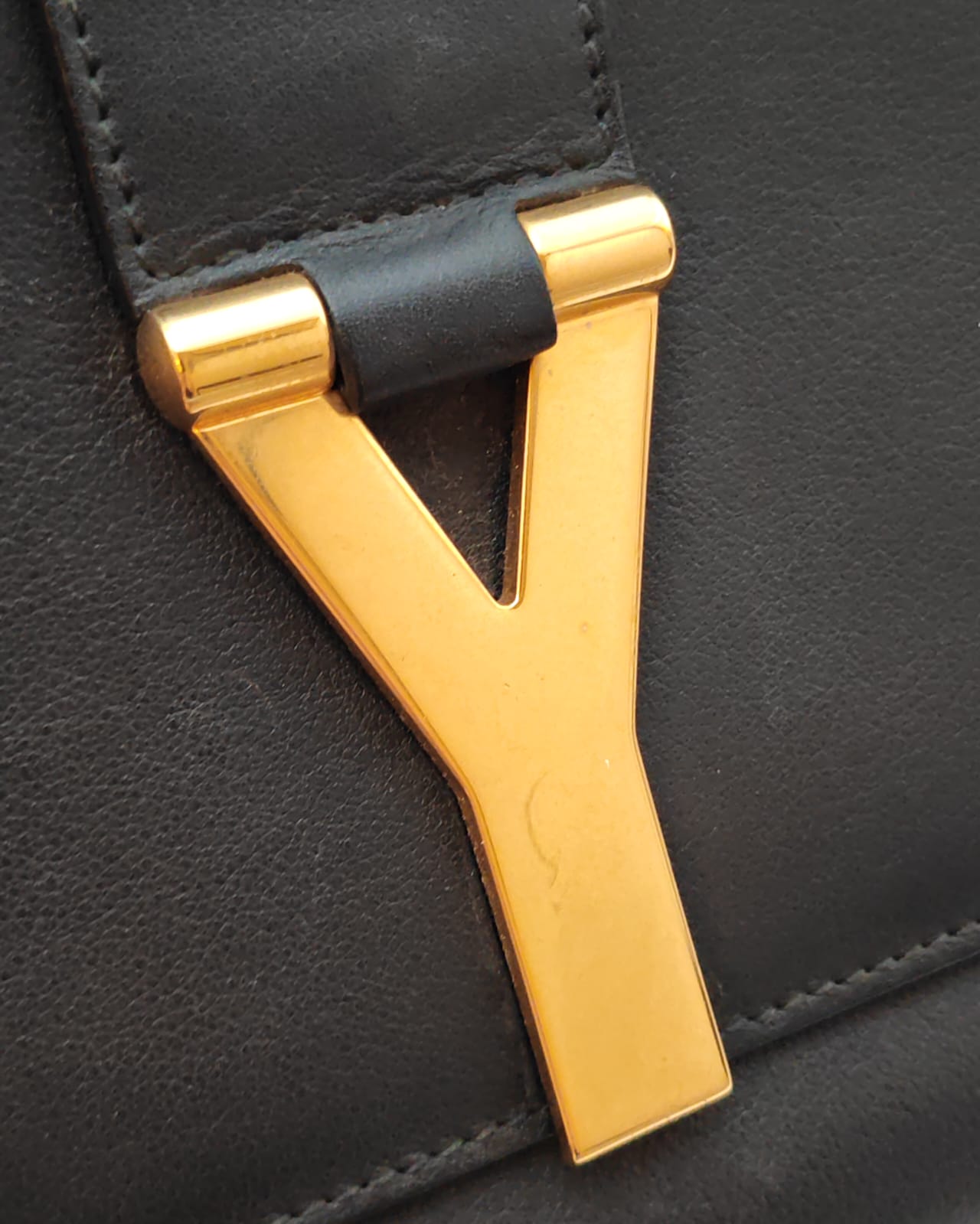 Saint Laurent Paris Classic Y Ligne Clutch Bag – Black Calfskin Leather