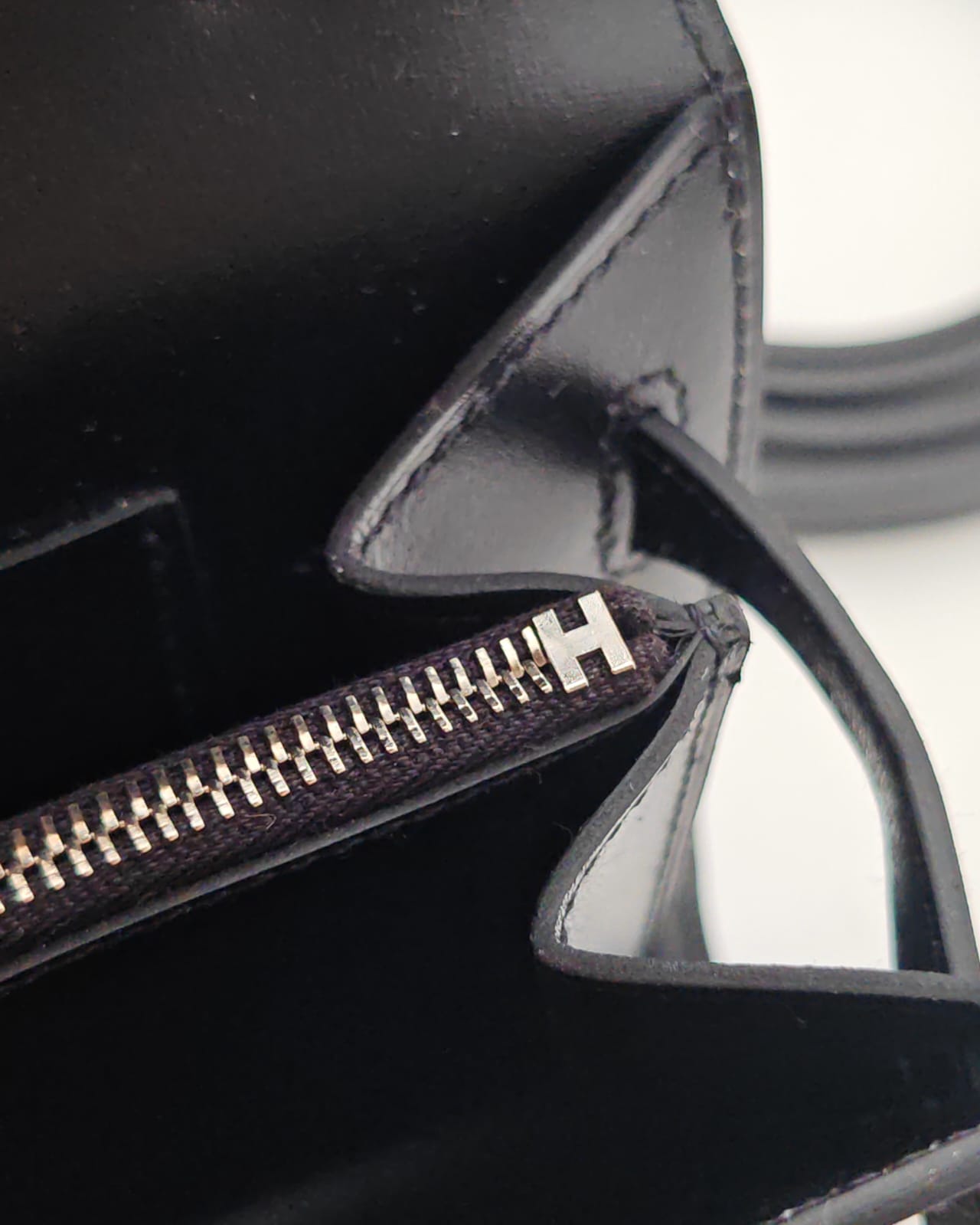 Hermès Kelly Wallet To Go Black Box Calf with Palladium Hardware