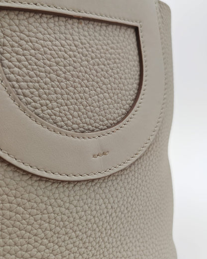Hermès In-The-Loop 18 Bag – Beton Clemence Leather with Gold Hardware