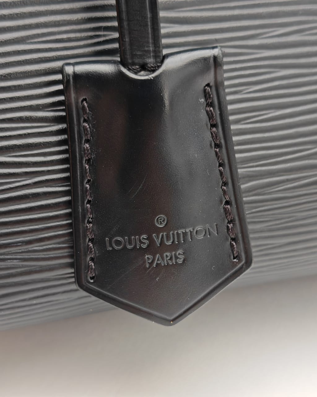 LOUIS VUITTON CLUNY BB BAG BLACK EPI LEATHER