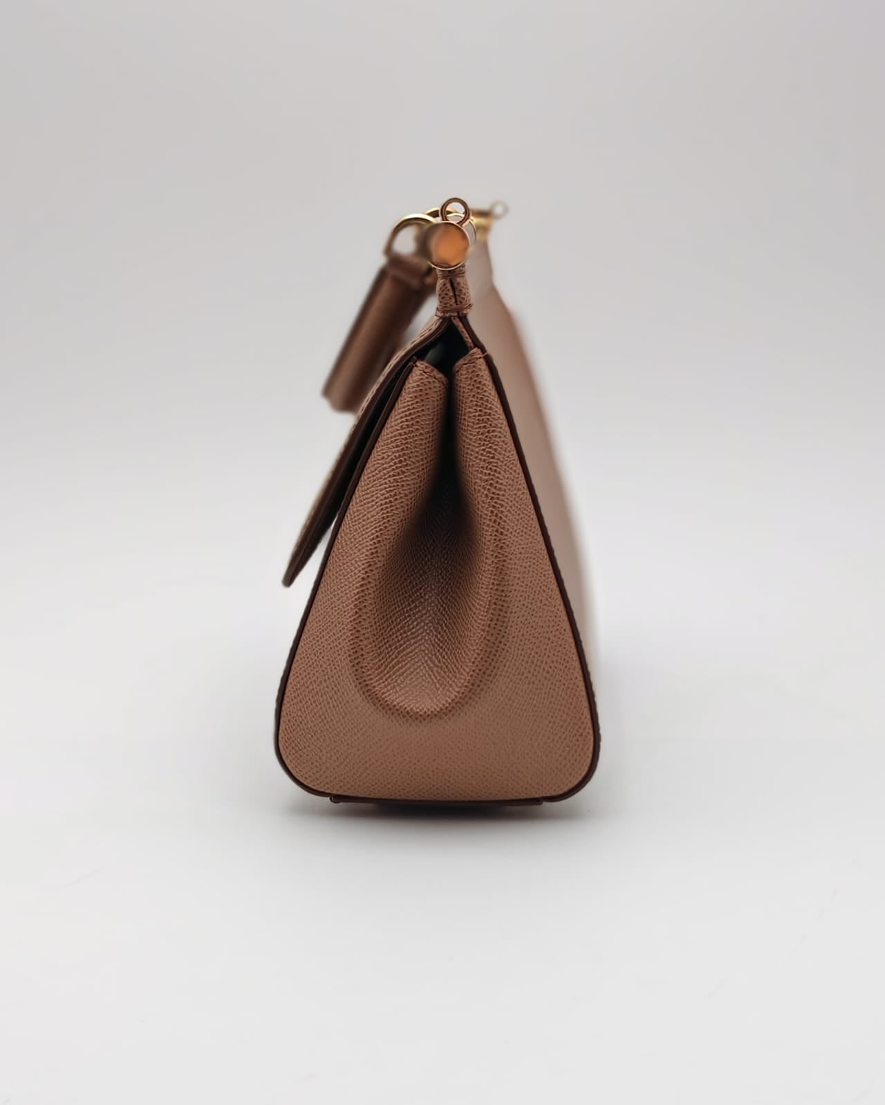 DOLCE & GABBANA SICILY MEDIUM BAG – BROWN DAUPHINE LEATHER