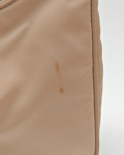 PRADA RE-EDITION 2005 NYLON BAG – CAMMEO BEIGE