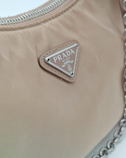 PRADA RE-EDITION 2005 NYLON BAG – CAMMEO BEIGE