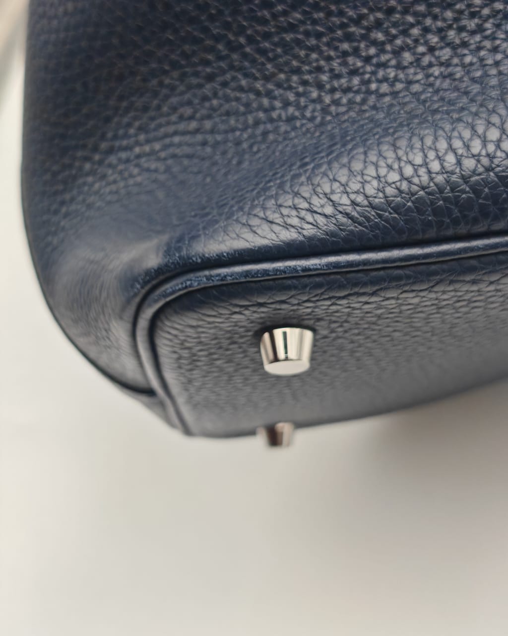 HERMÈS PICOTIN LOCK 22 BAG – BLEU NAVY CLEMENCE LEATHER