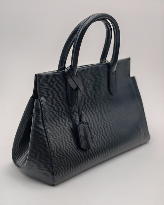 Louis Vuitton Montaigne MM in Black Epi Leather