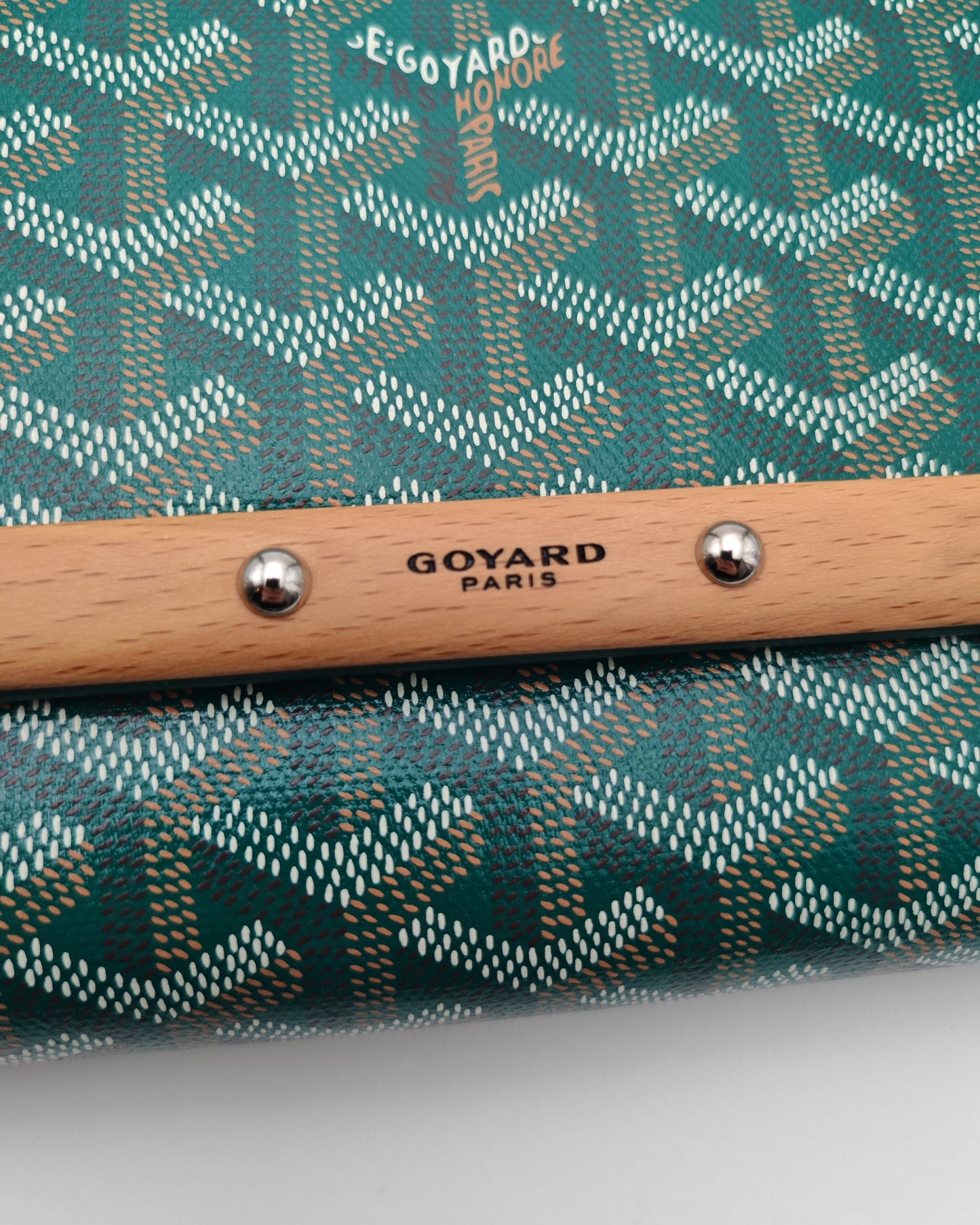 GOYARD MONTE CARLO PM CLUTCH – GREEN Goyardine Canvas